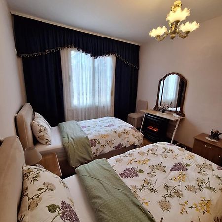 Апартаменты Cozyflat In The Middle Of Тирана Экстерьер фото