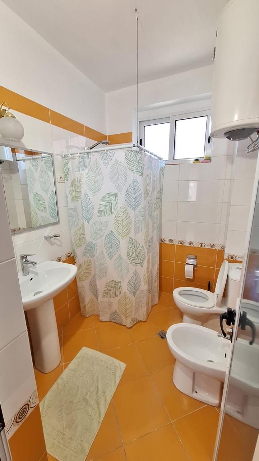 Апартаменты Cozyflat In The Middle Of Тирана Экстерьер фото